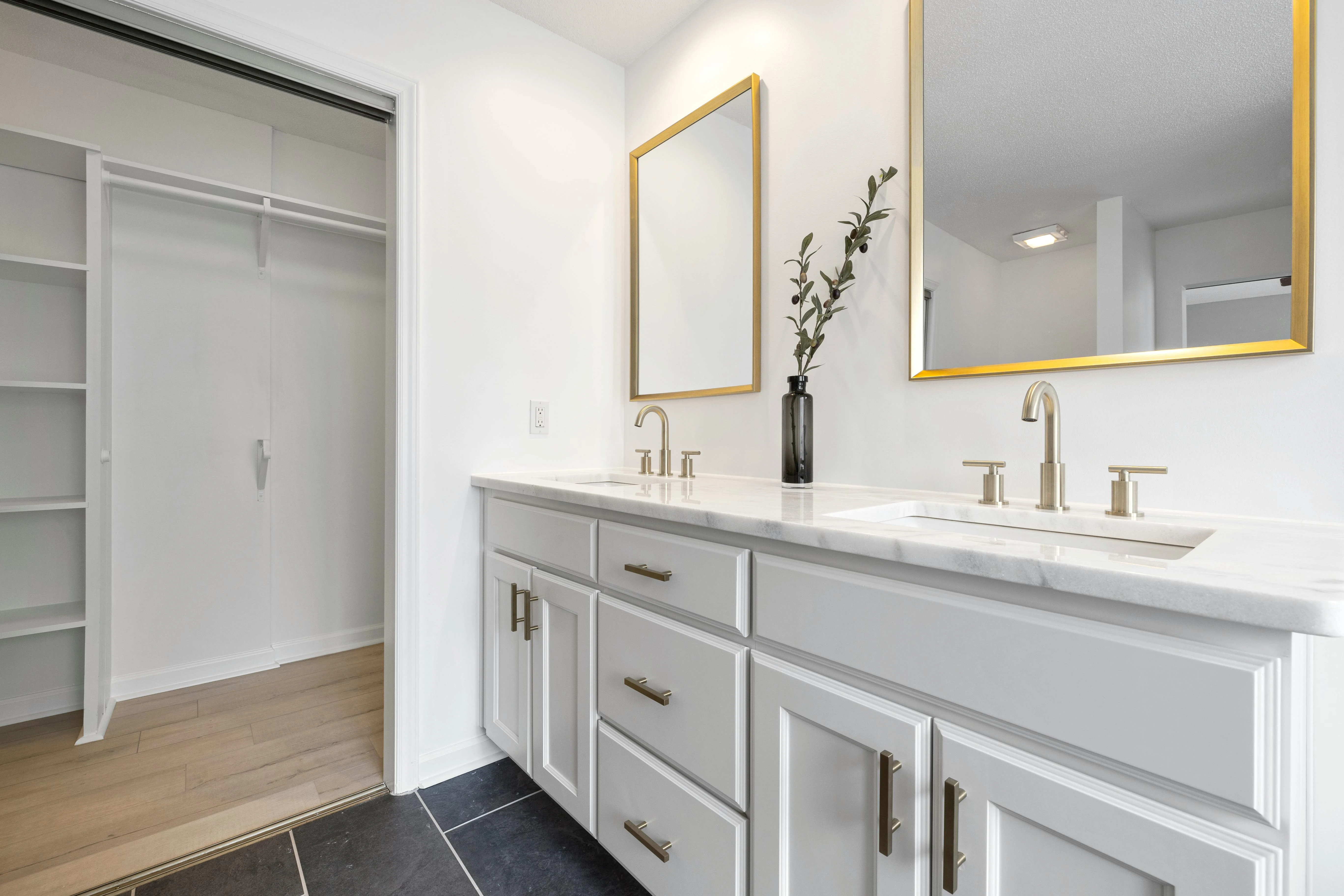 Bathroom Cabinet Installation Near Me - Custom Vanities
